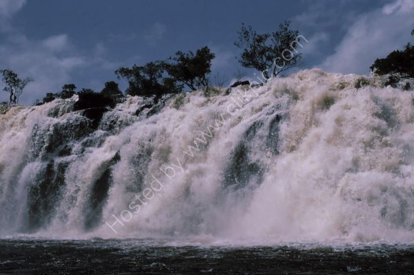 Water Falls, El Parque Cachamay, Puerto Ordaz